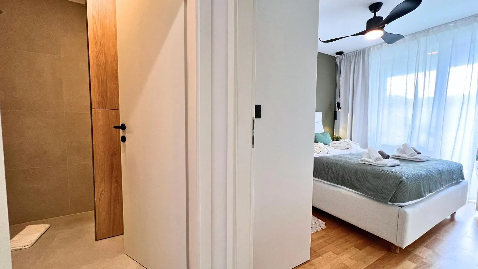 Zen Apartment Rijeka With Private Garage