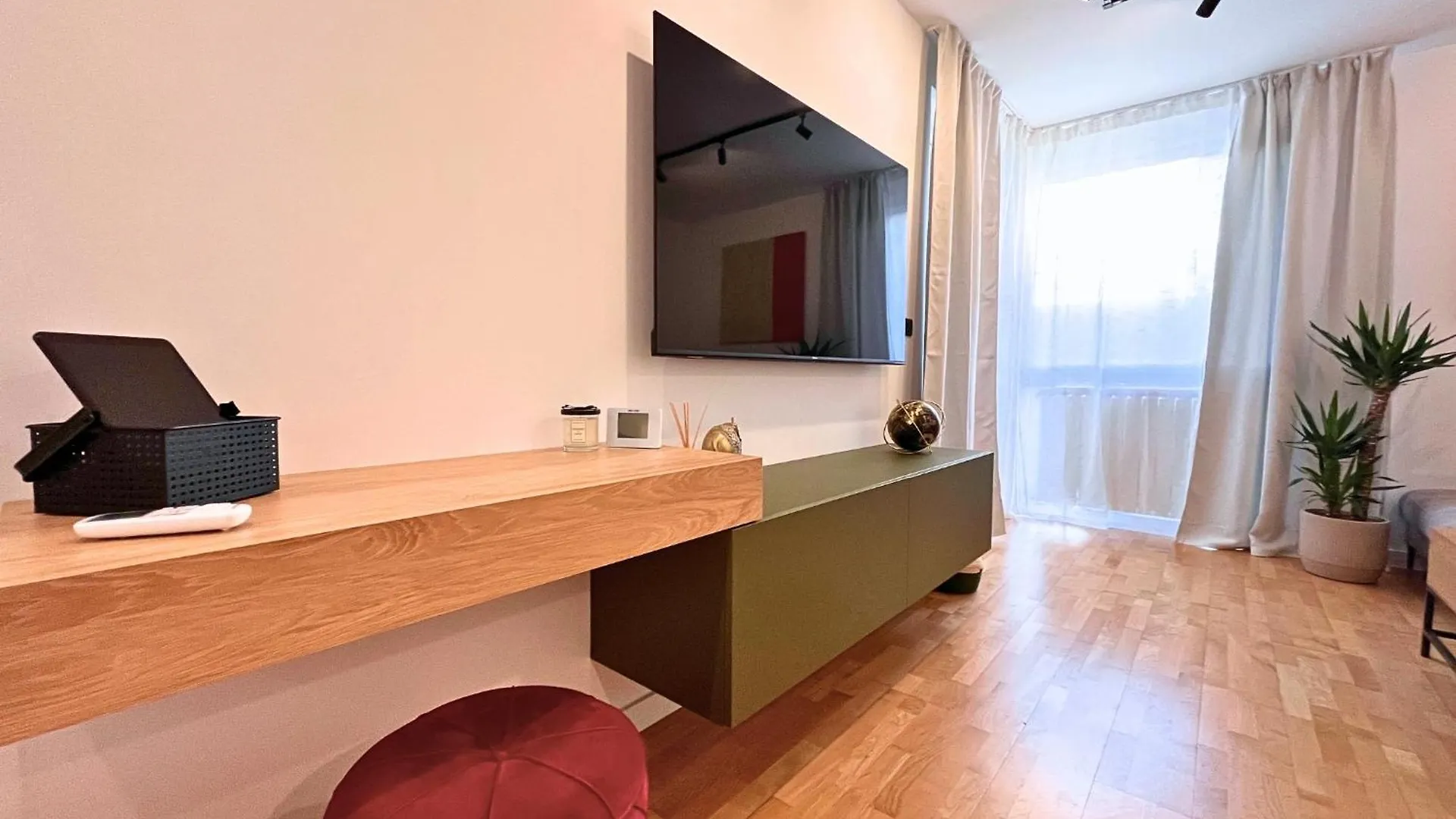 Zen Apartment Rijeka With Private Garage