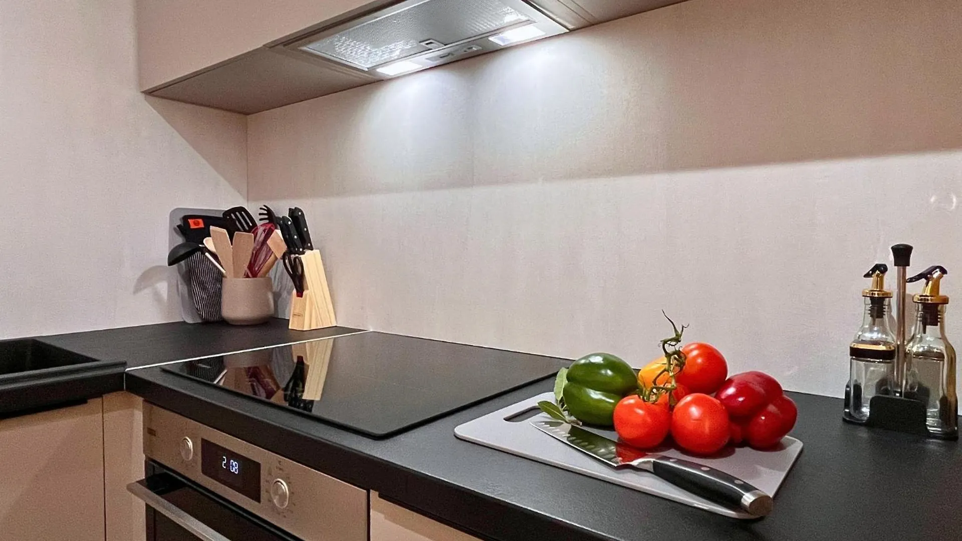 Zen Apartment Rijeka With Private Garage